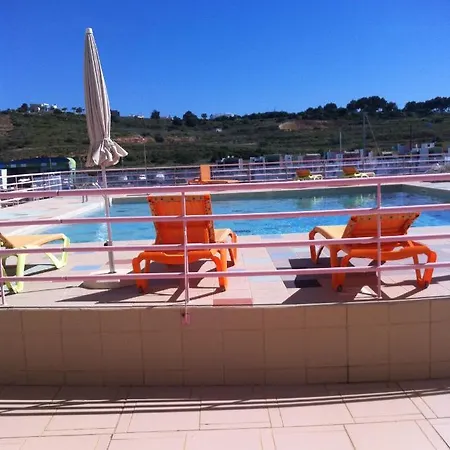 Marina De T1 Ate 2 Pax Ou T2 Ate 6 Pax Com Piscina E Vista Marina Apartment *