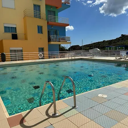 Apartment Marina De T1 Ate 2 Pax Ou T2 Ate 6 Pax Com Piscina E Vista Marina